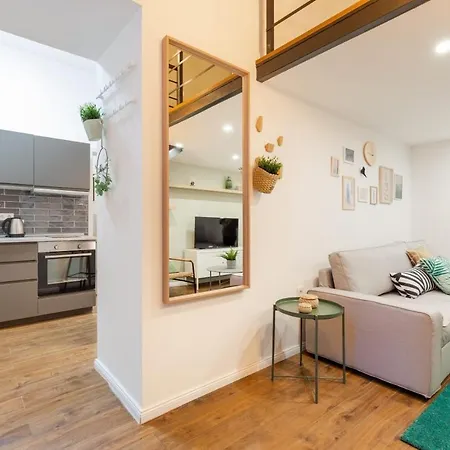 Apartment Downtown Dessewffy 35